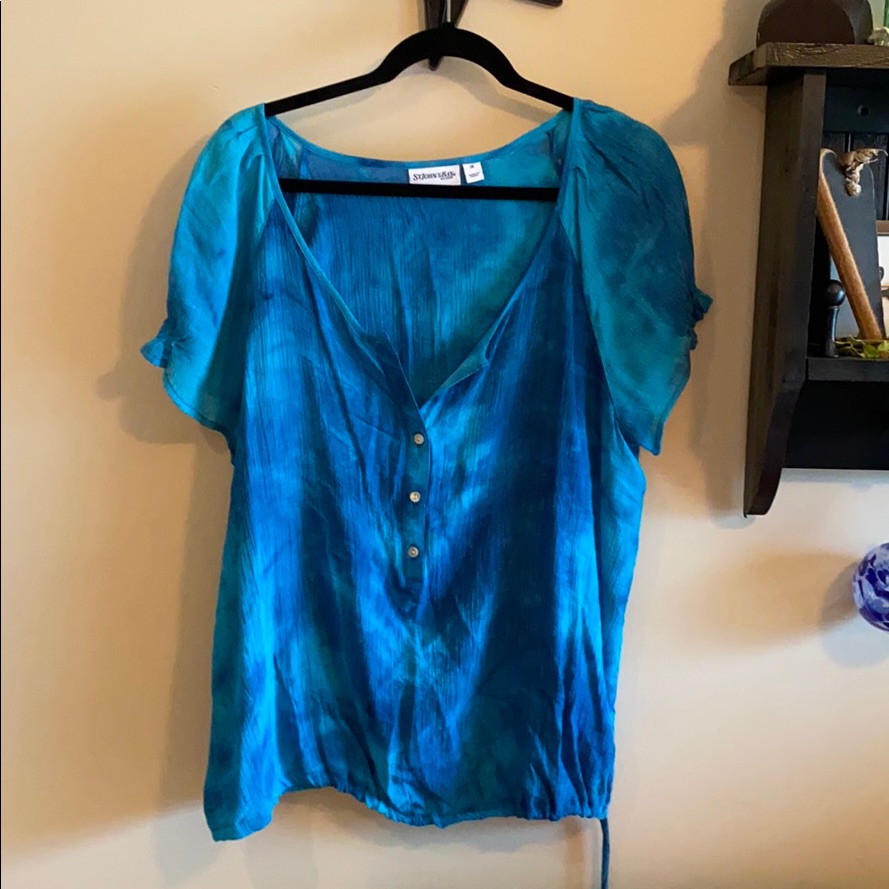 St. John’s Bay Short Sleeve Lightweight Shirt
